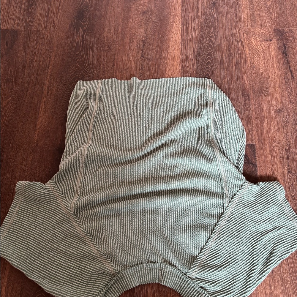 BKE Textured Green Knit Top